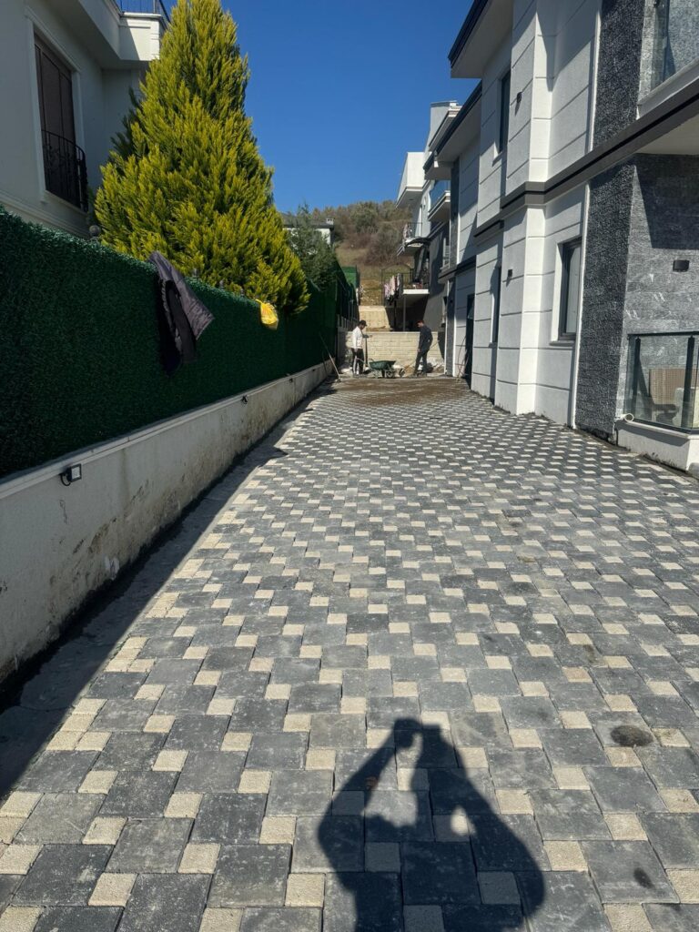 Yalova Parke Taşı Döşeme